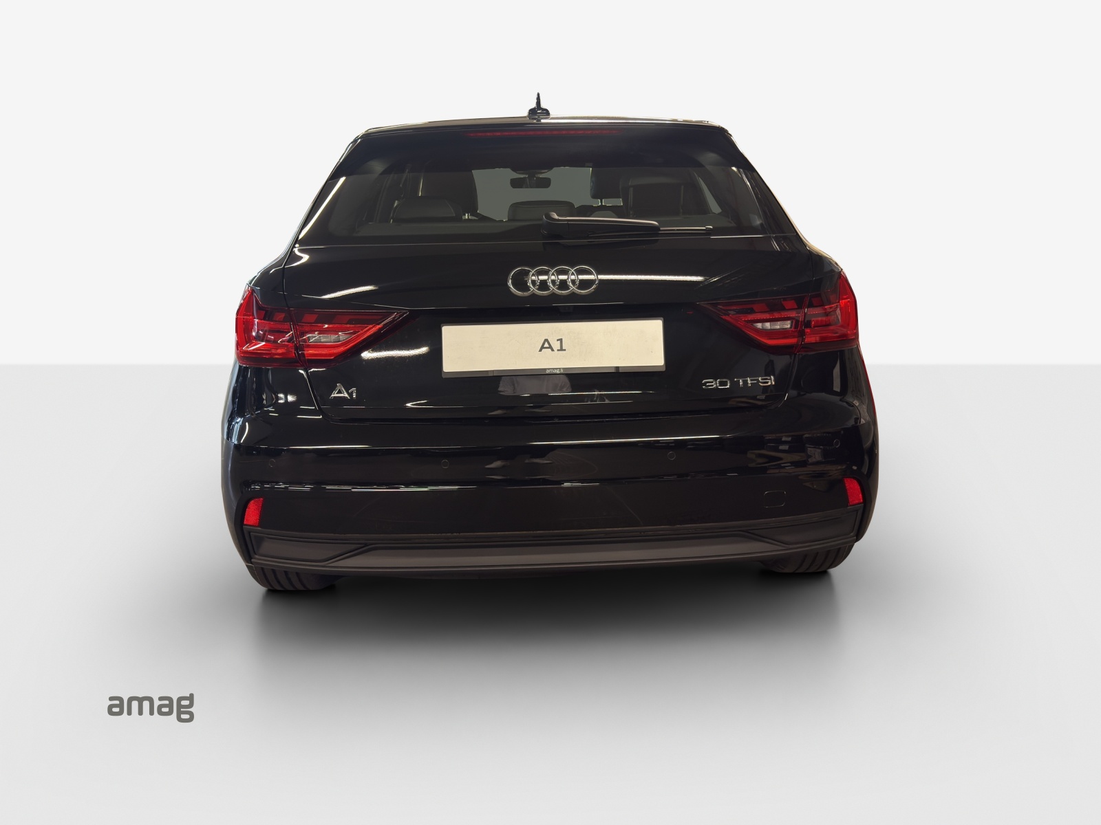 AUDI A1 Sportback 30 TFSI Attraction S-tronic-showroom-element-3