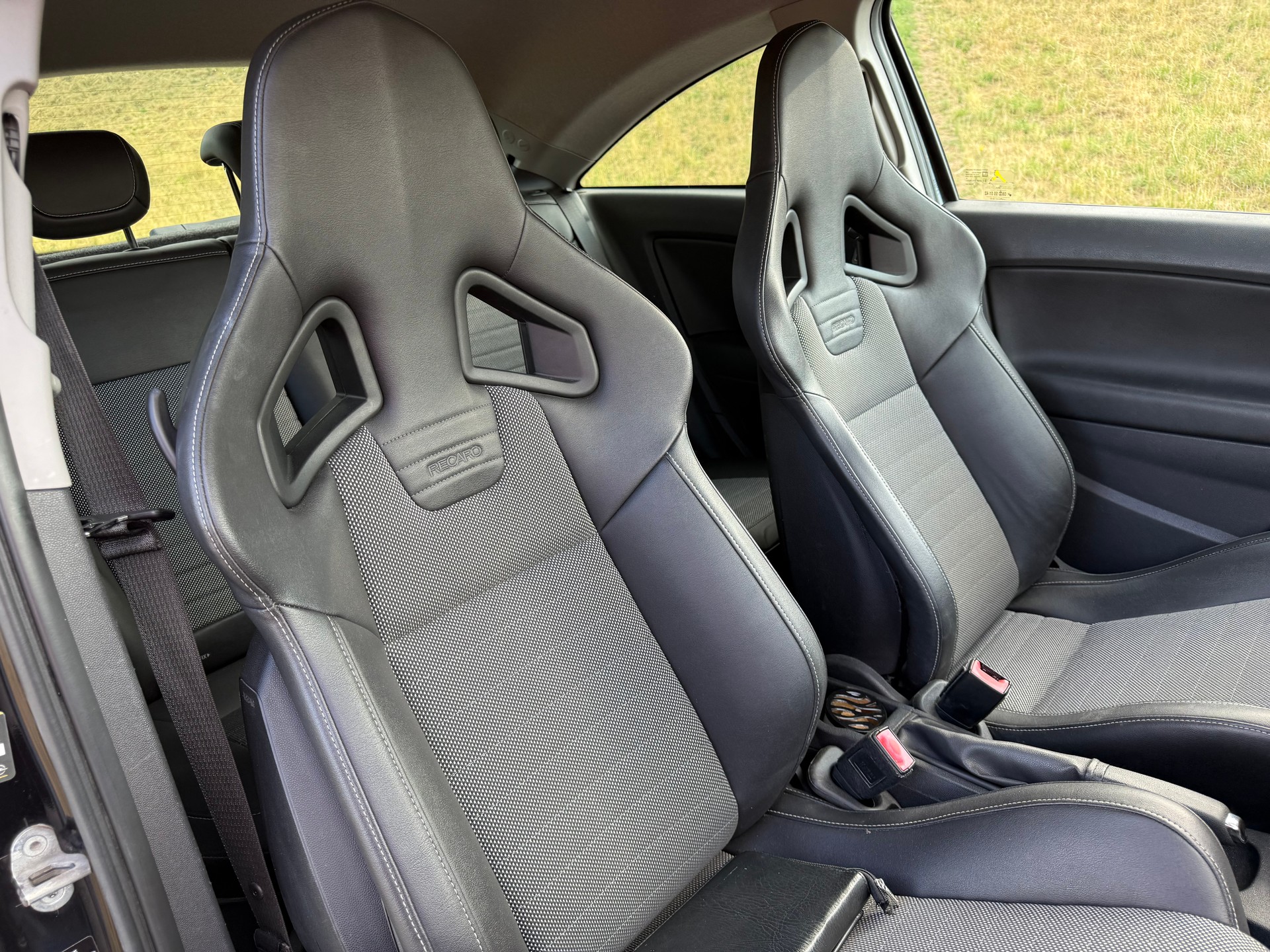 OPEL Corsa 1.6 Turbo OPC-image-6