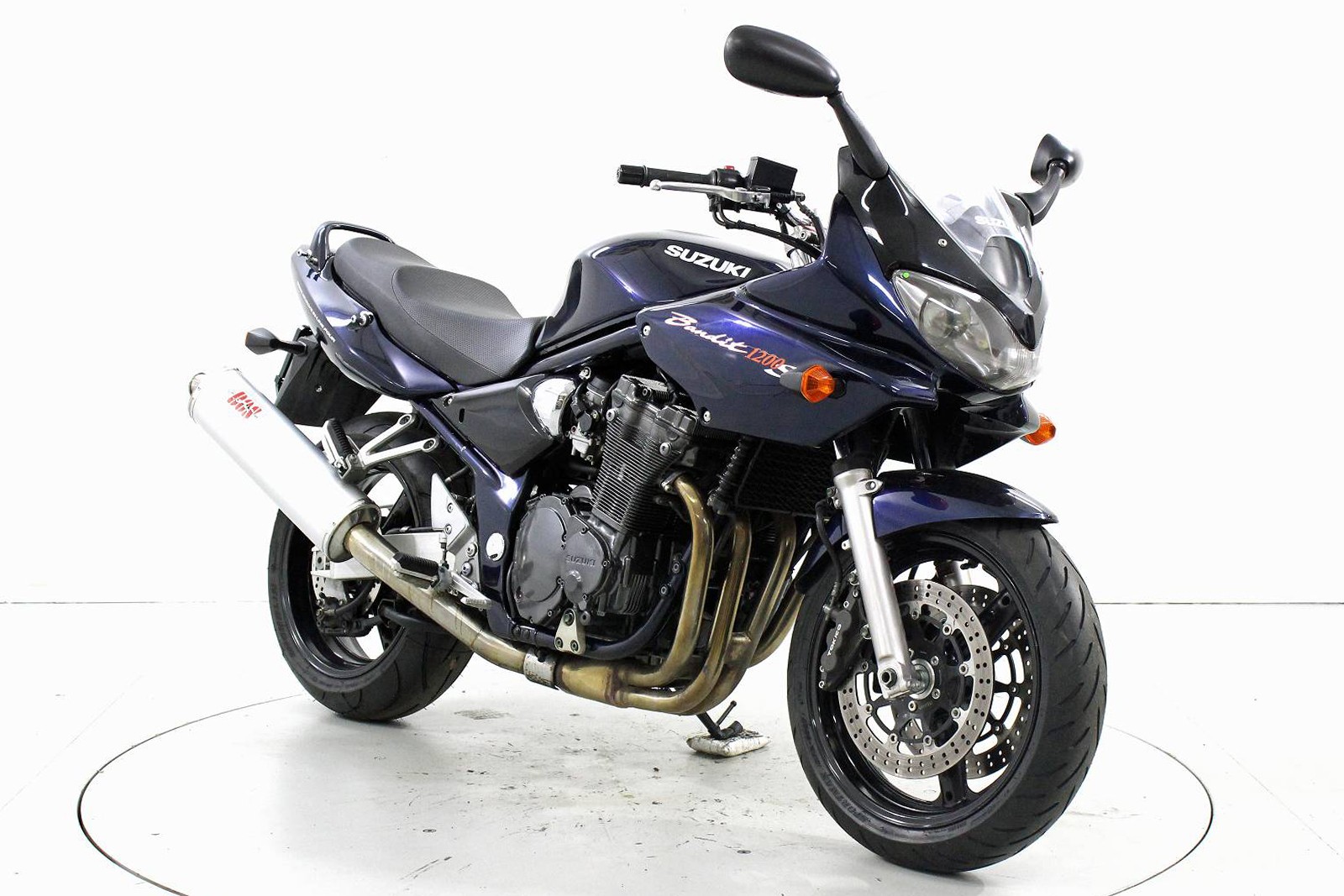 SUZUKI GSF 1200-image-1