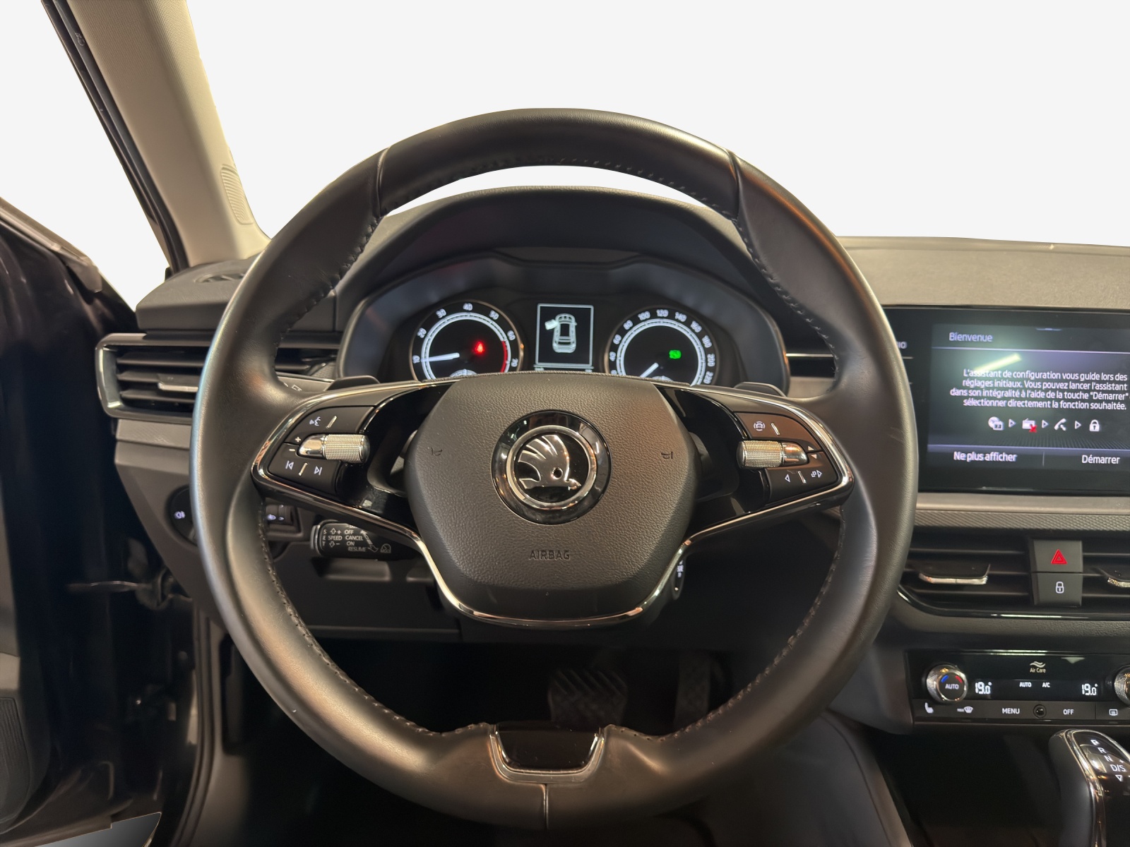 SKODA Kamiq 1.0 TSI Ambition DSG-image-9