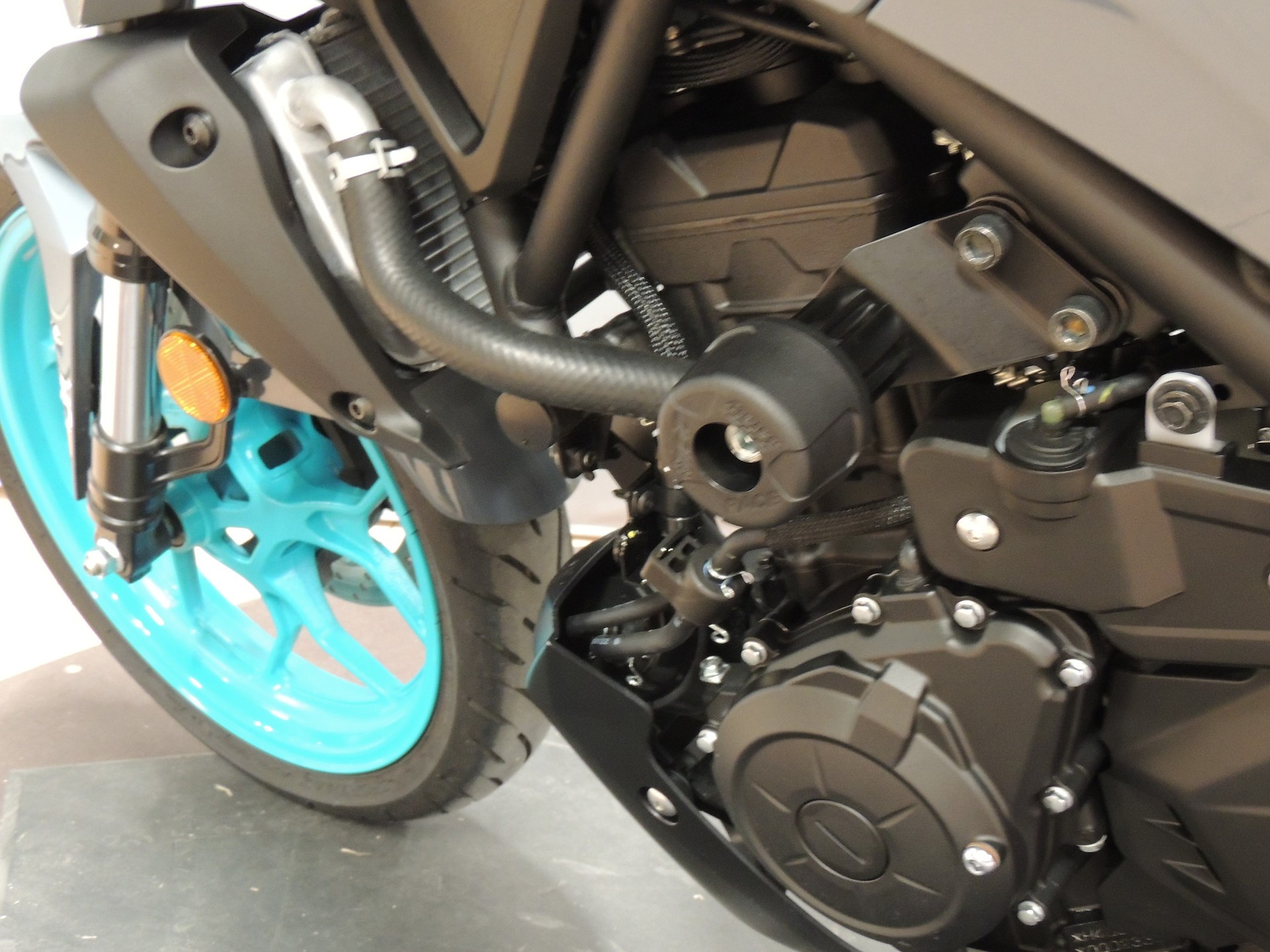YAMAHA MT-03-image-4