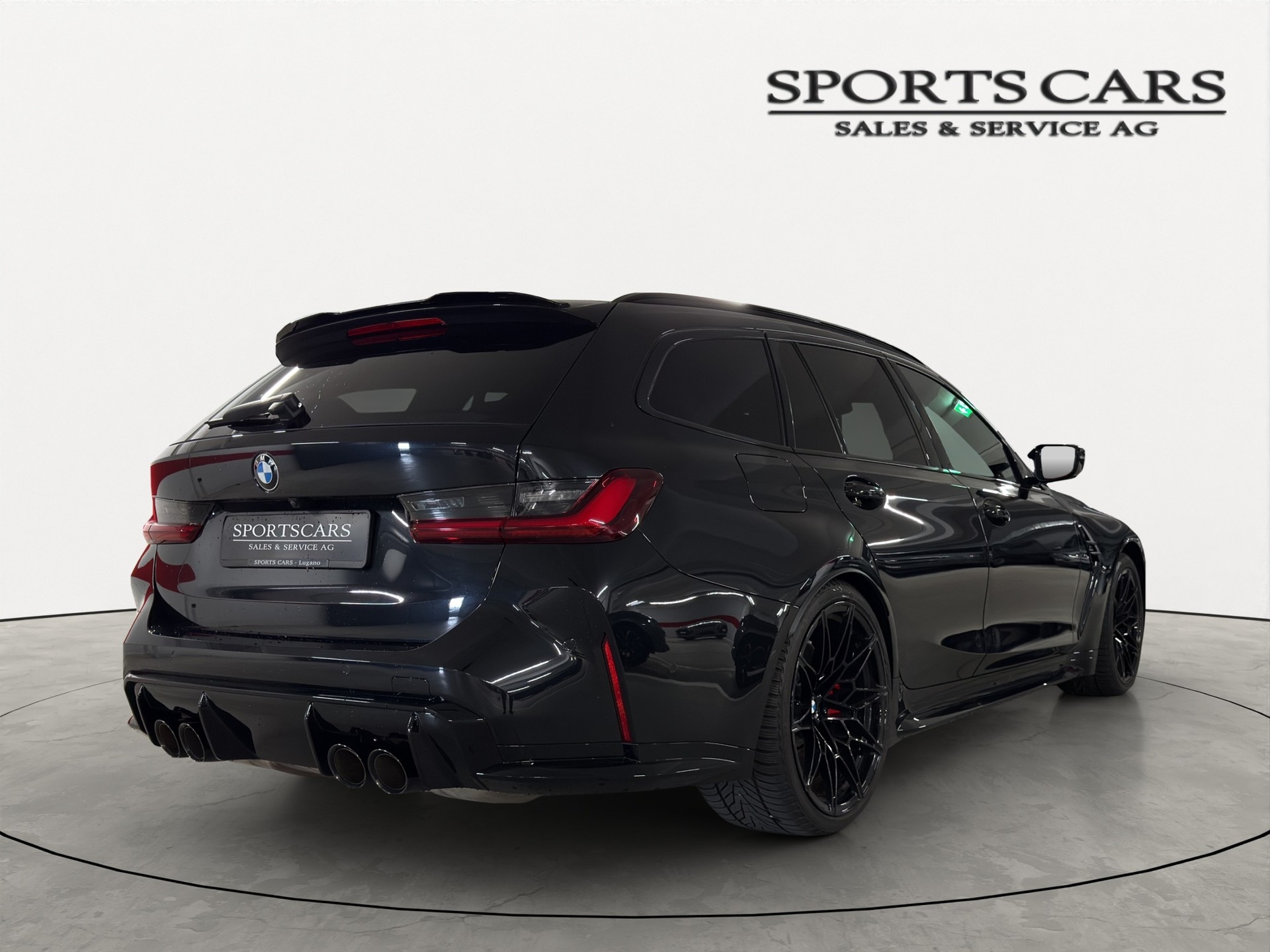 BMW M3 Touring xDrive Competition M-image-6
