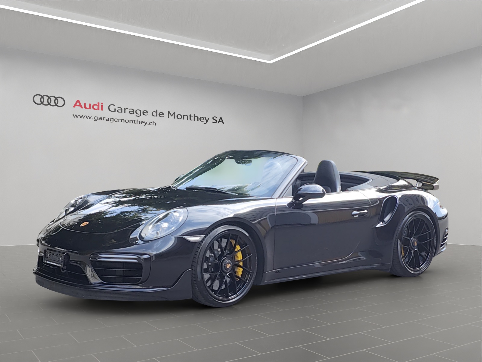 PORSCHE 911 Turbo S Cabrio PDK
