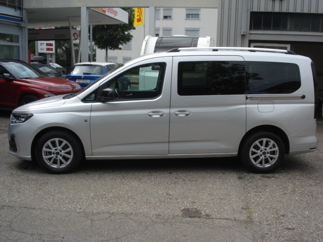 FORD Grand Tourneo Connect 2.0 EcoBlue Titanium Automat-showroom-element-3