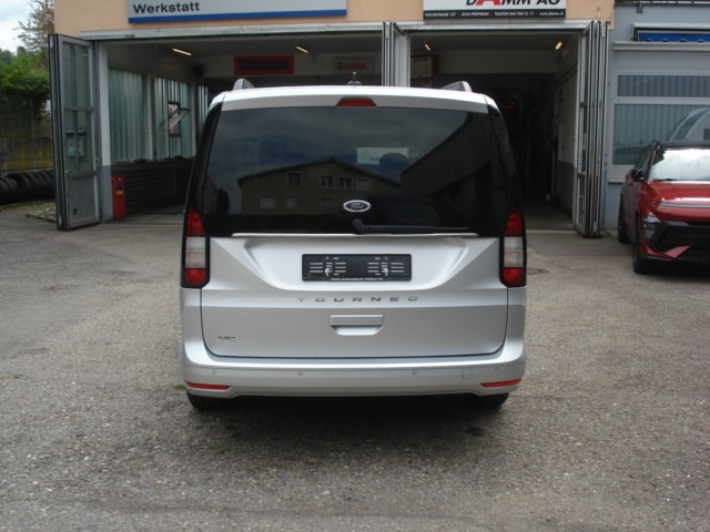 FORD Grand Tourneo Connect 2.0 EcoBlue Titanium Automat-image-5