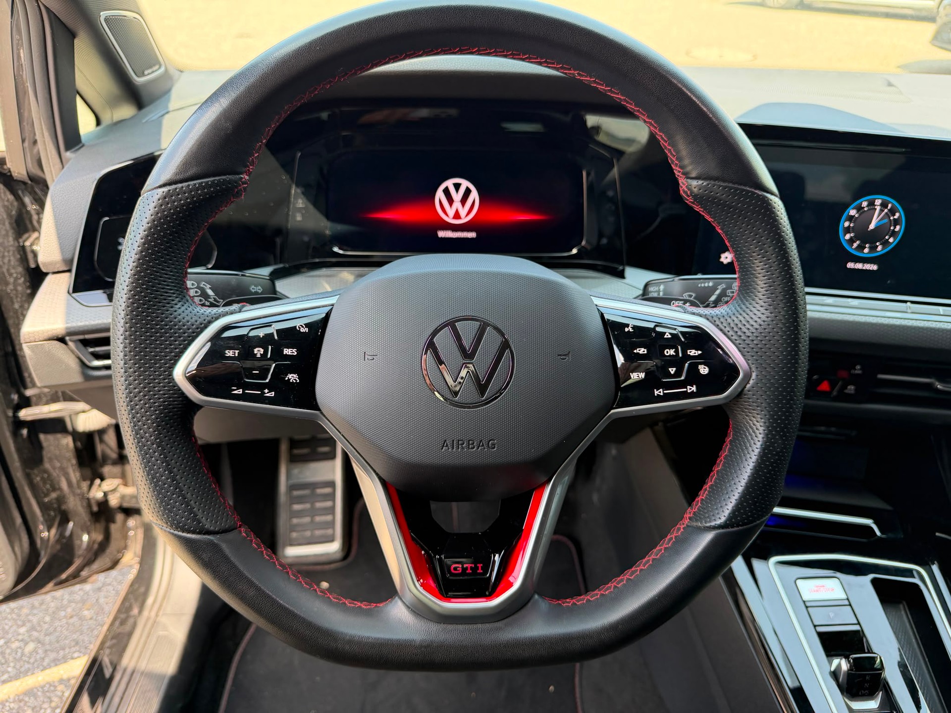 VW Golf 2.0 TSI GTI Clubsport DSG-image-15