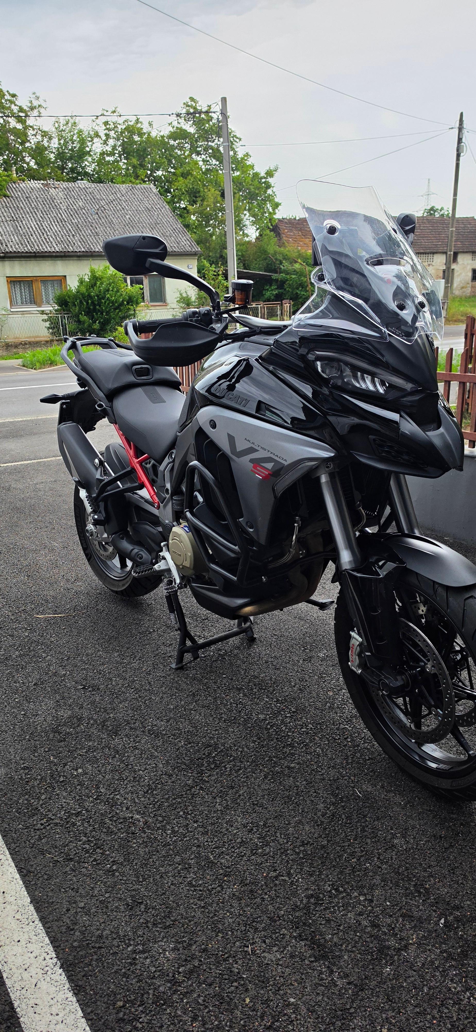 DUCATI Sport Travel&Radar-image-3