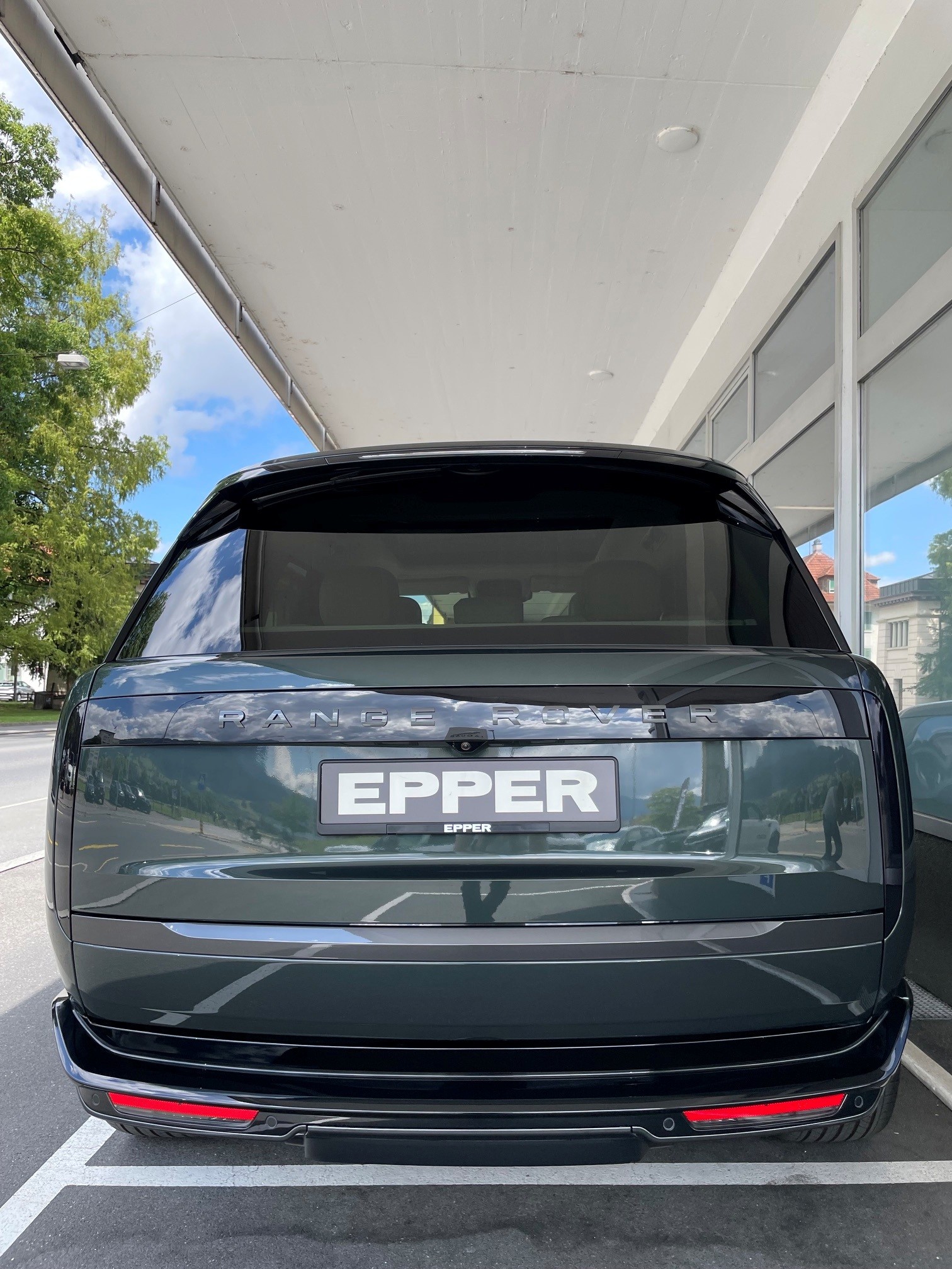 LAND ROVER Range Rover 3.0 I6 P460e HSE-image-30