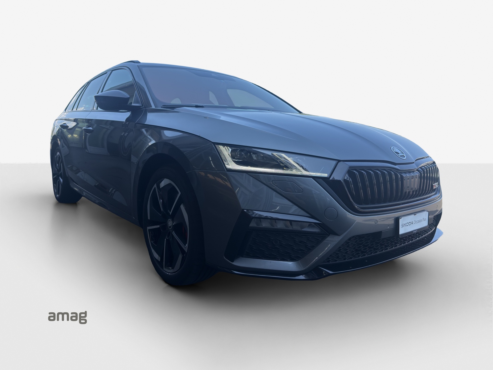 SKODA Octavia Combi 2.0 TSI DSG RS-image-5