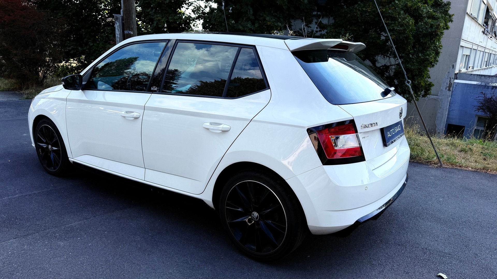 SKODA Fabia 1.2 TSI Monte Carlo DSG-image-5