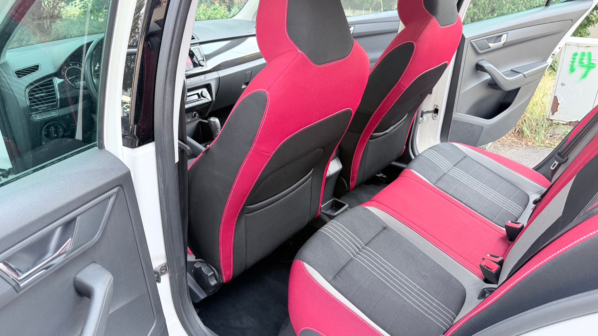 SKODA Fabia 1.2 TSI Monte Carlo DSG-image-9