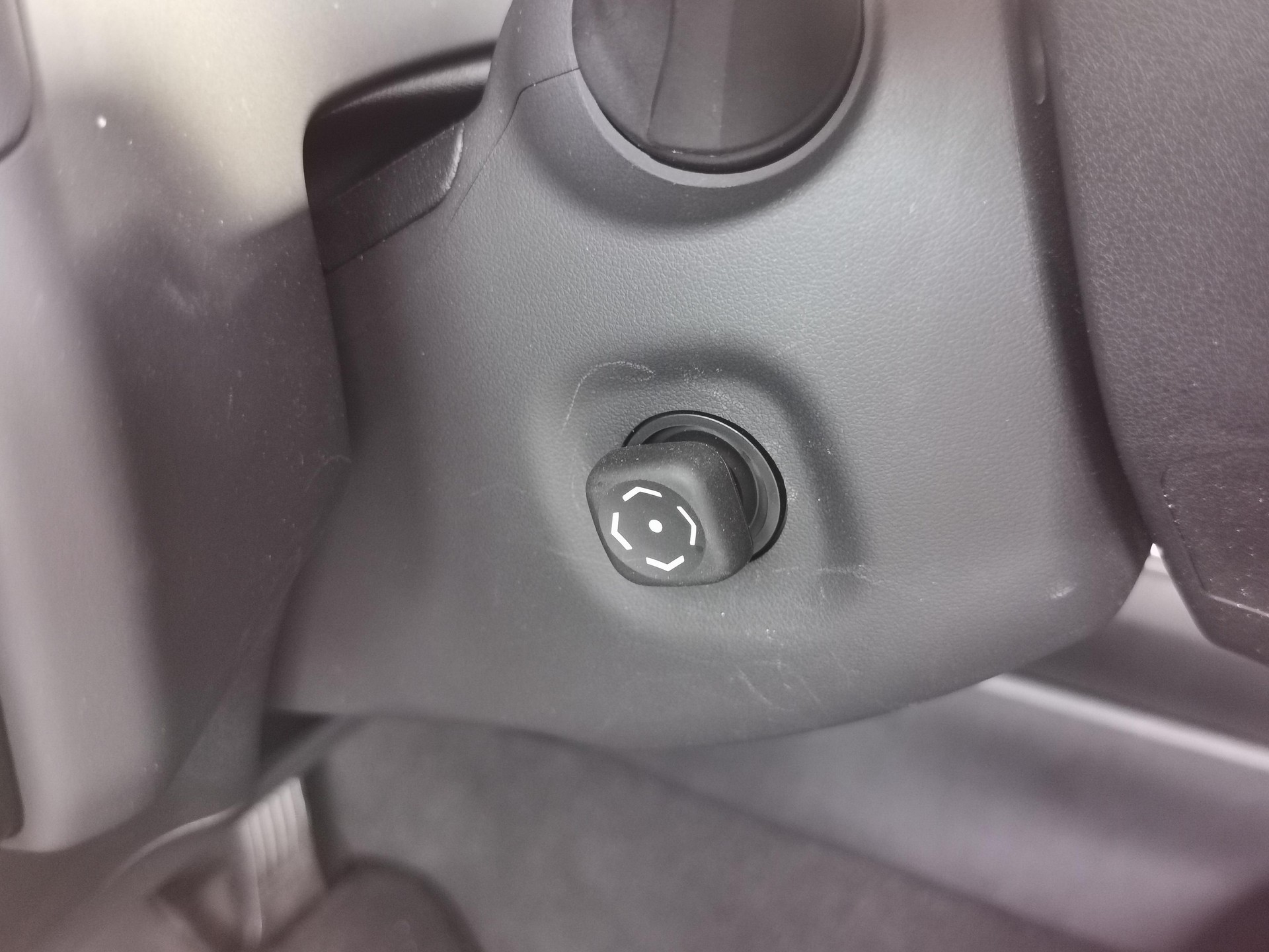 LEXUS UX 250h Comfort-image-14