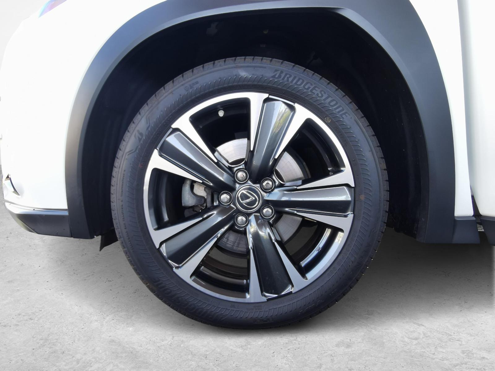 LEXUS UX 250h Comfort-image-10