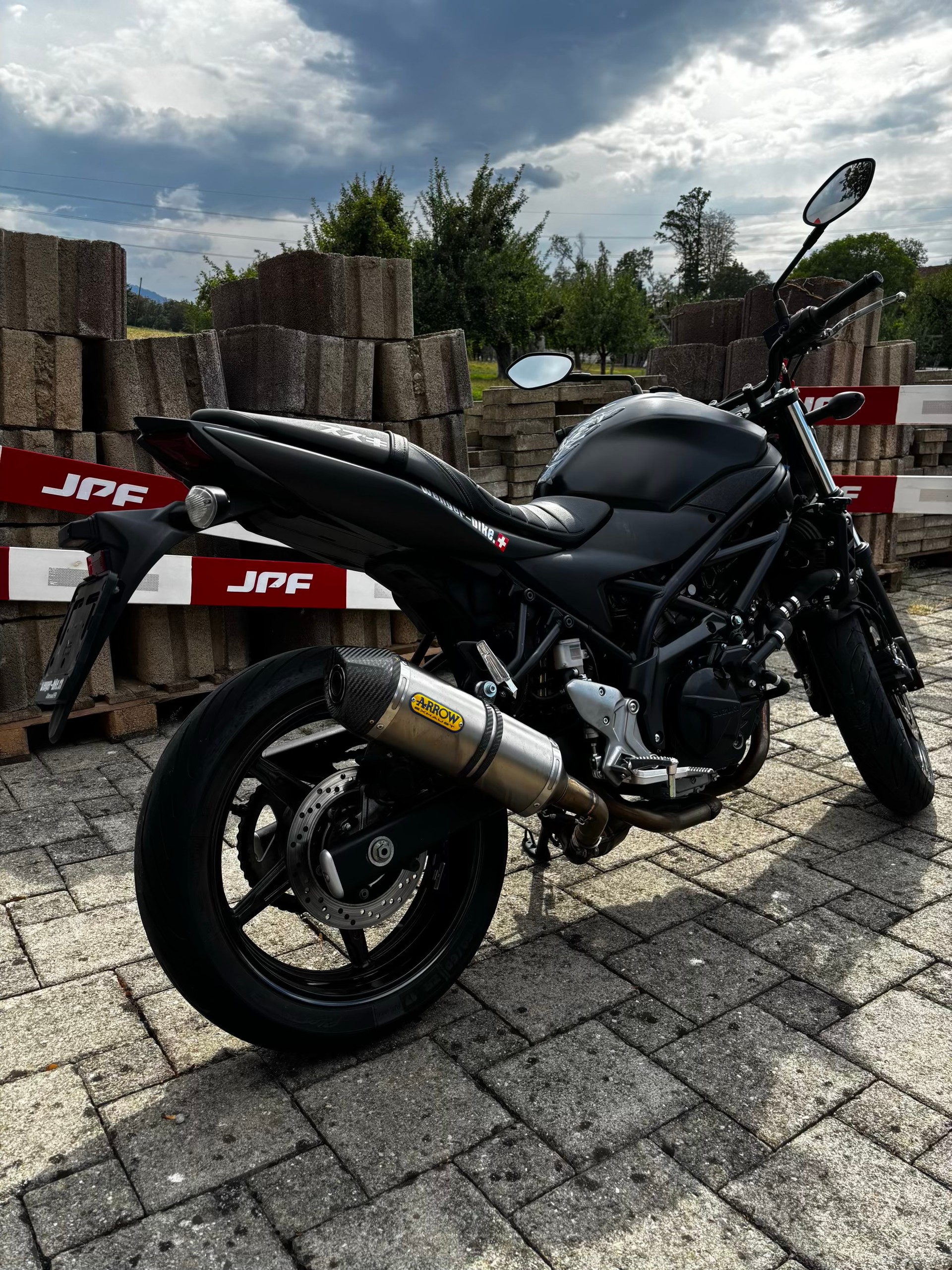 SUZUKI SV 650 ABS L7-image-4