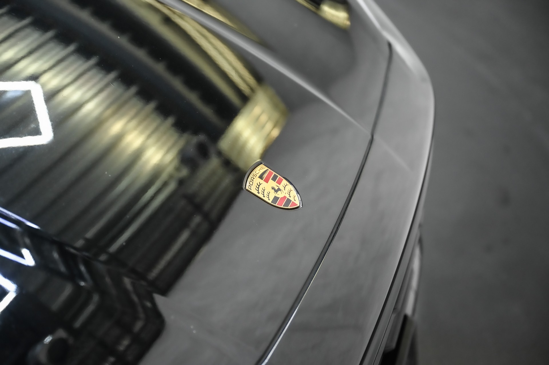 PORSCHE Cayenne S E-Hybrid-image-15