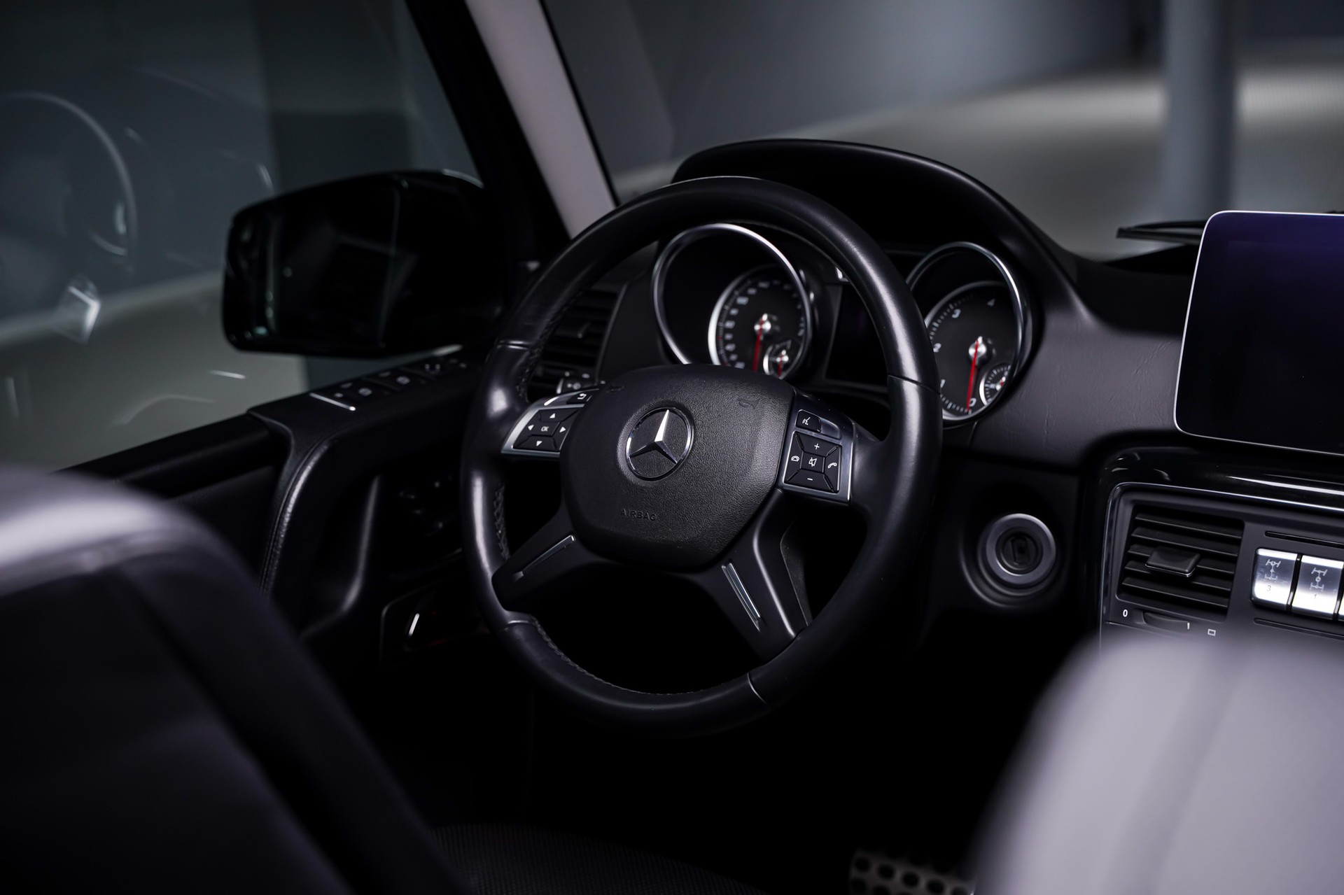 MERCEDES-BENZ G 350 d 7G-Tronic-image-18