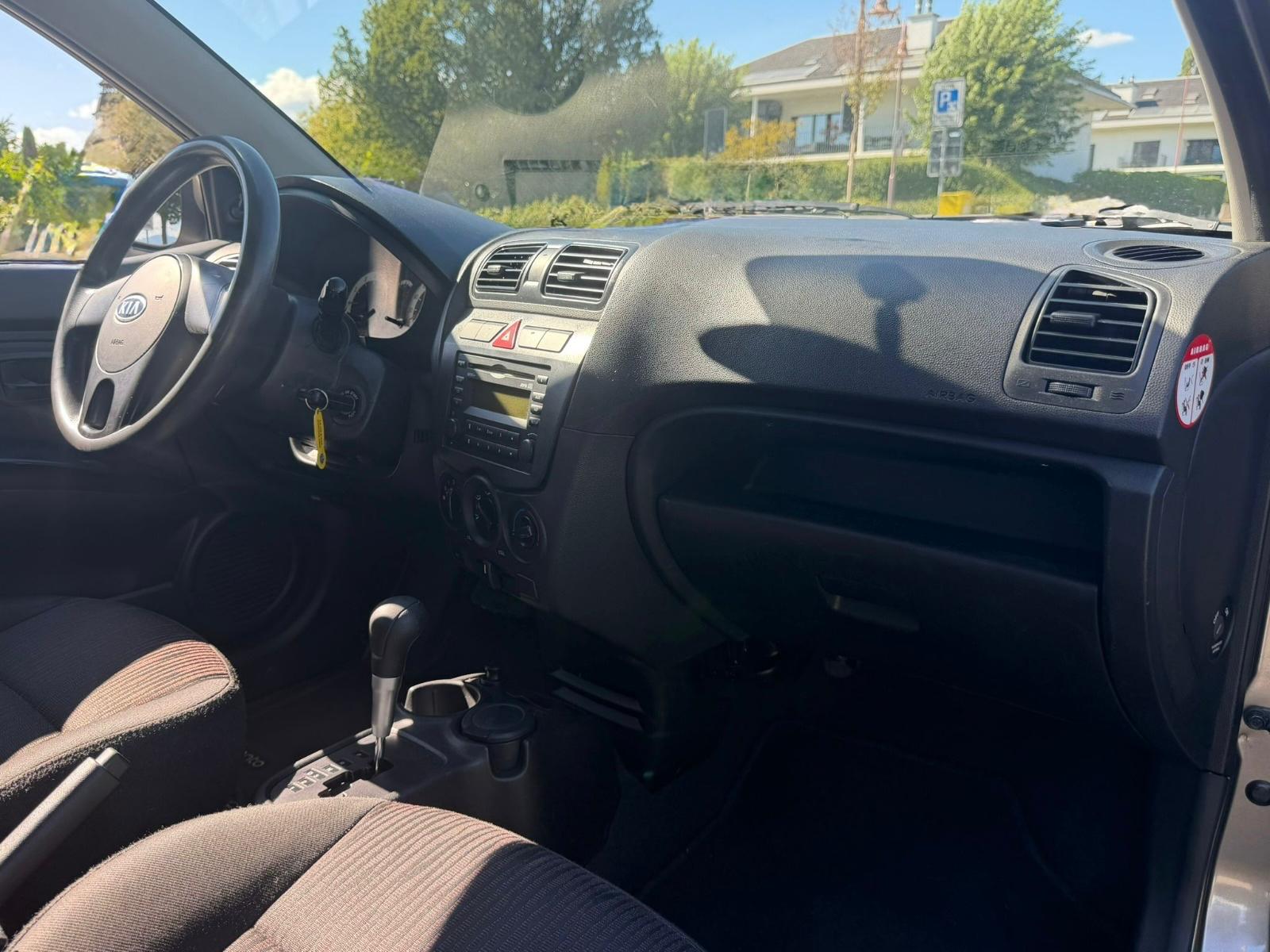 KIA Picanto 1.1 Style-image-11