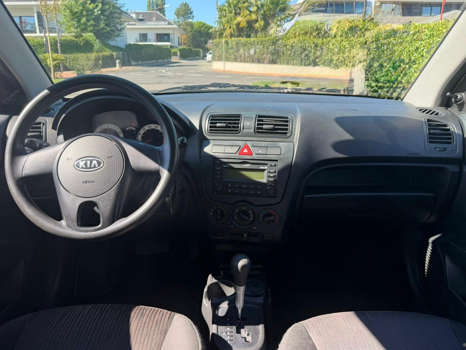 KIA Picanto 1.1 Style-image-10