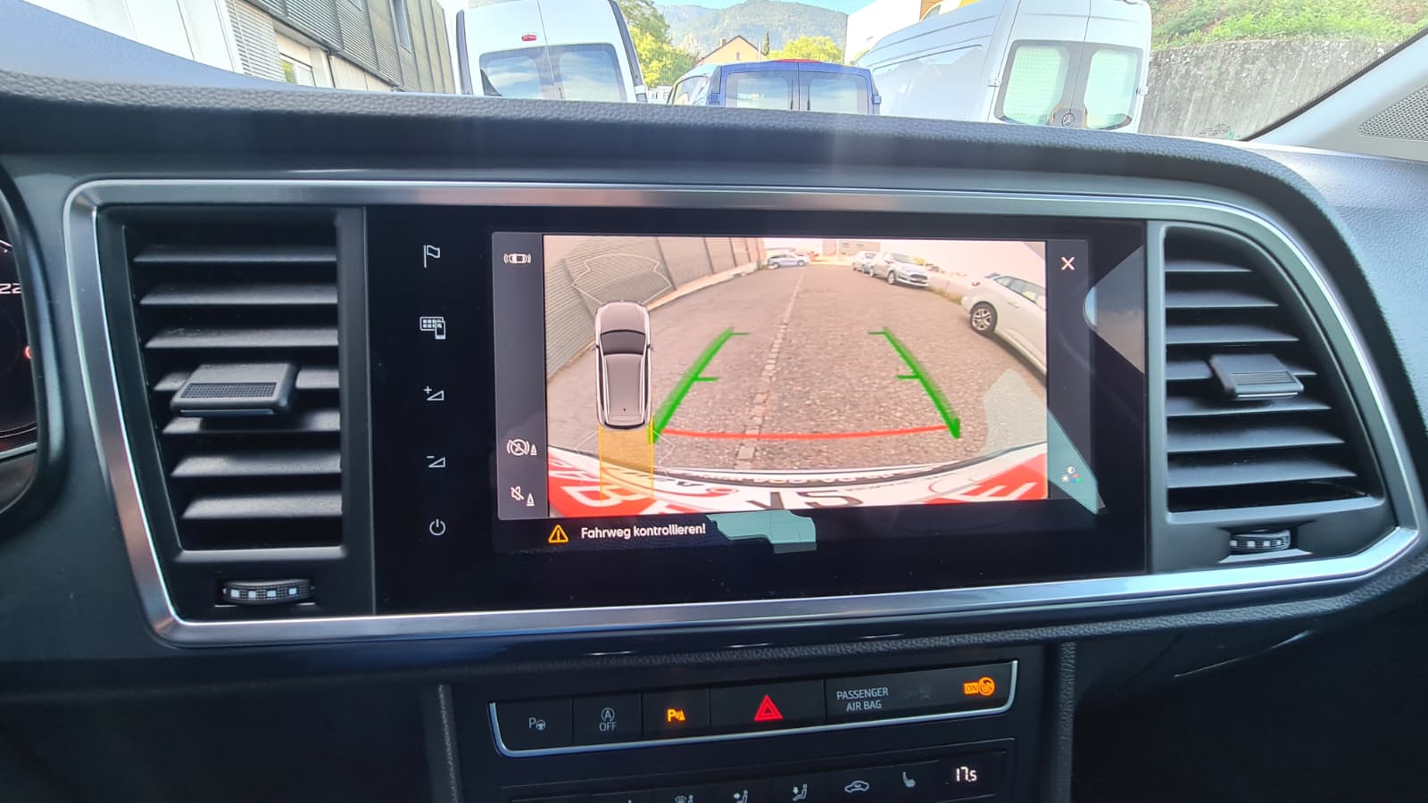 SEAT Ateca 1.5 TSI EVO DSG Style ** Gr-Navi RF-Kamera ** Sitzheizung ** PDC V+H ** Frisch Ab MFK & Service **-image-15