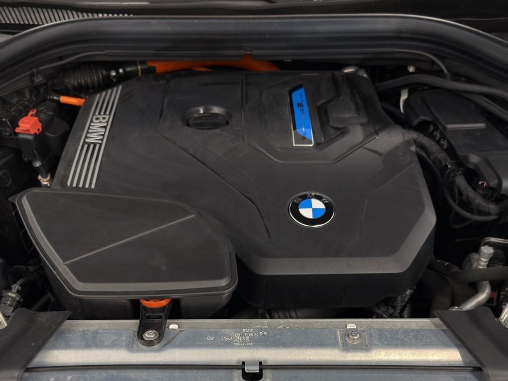 BMW X3 30e xDrive M SPORT EDITION-image-25
