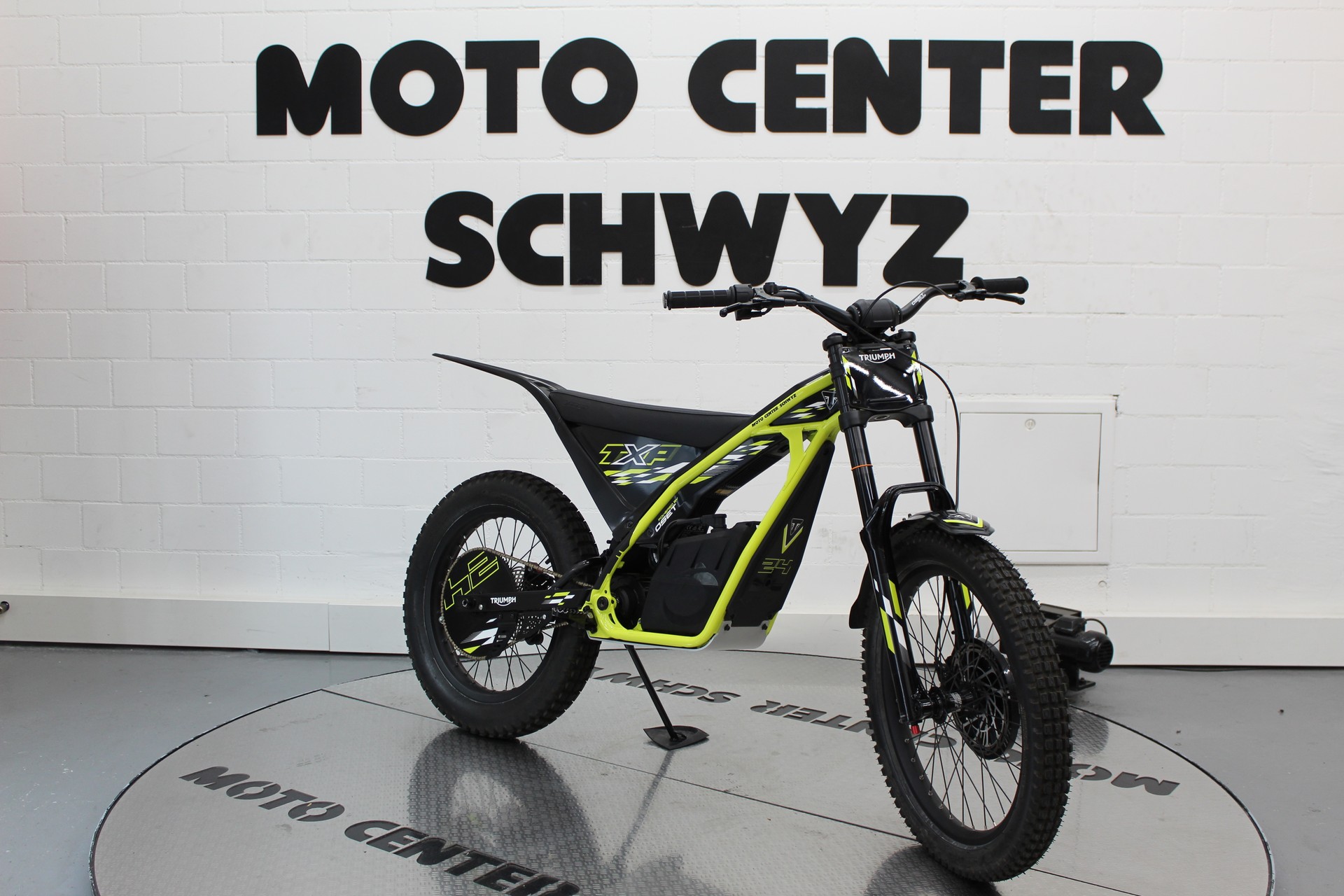 TRIUMPH TXP-24-image-1
