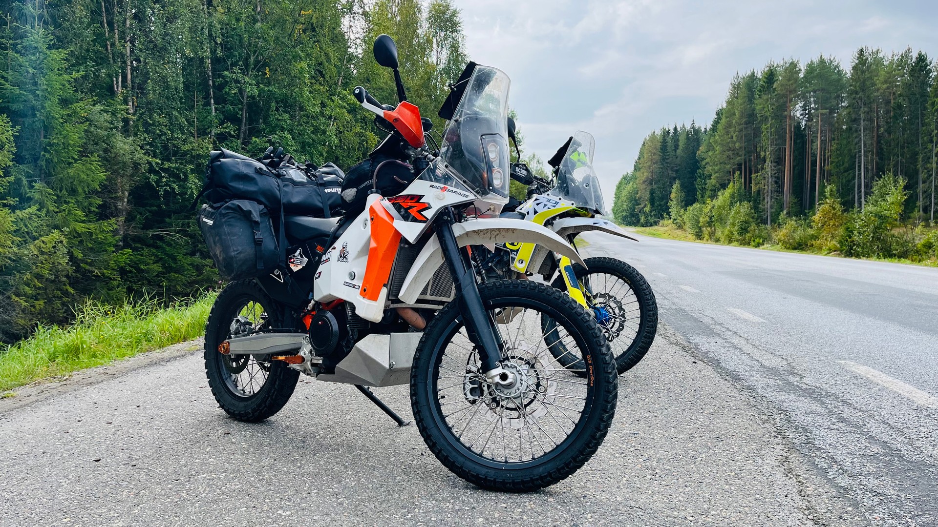 KTM 690 Enduro R-image-3