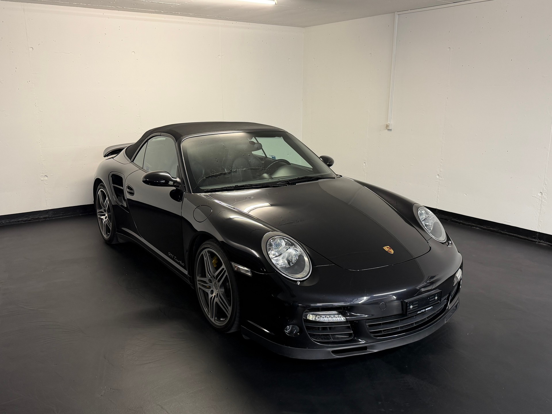 PORSCHE 911 Cabrio Turbo Tiptronic-showroom-element-1
