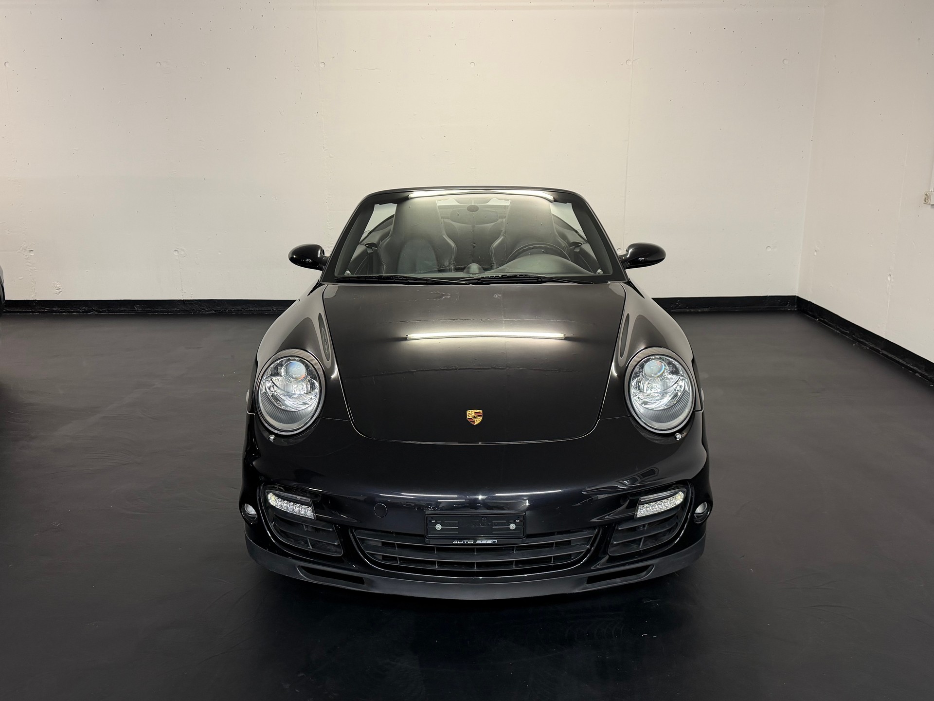 PORSCHE 911 Cabrio Turbo Tiptronic-showroom-element-2