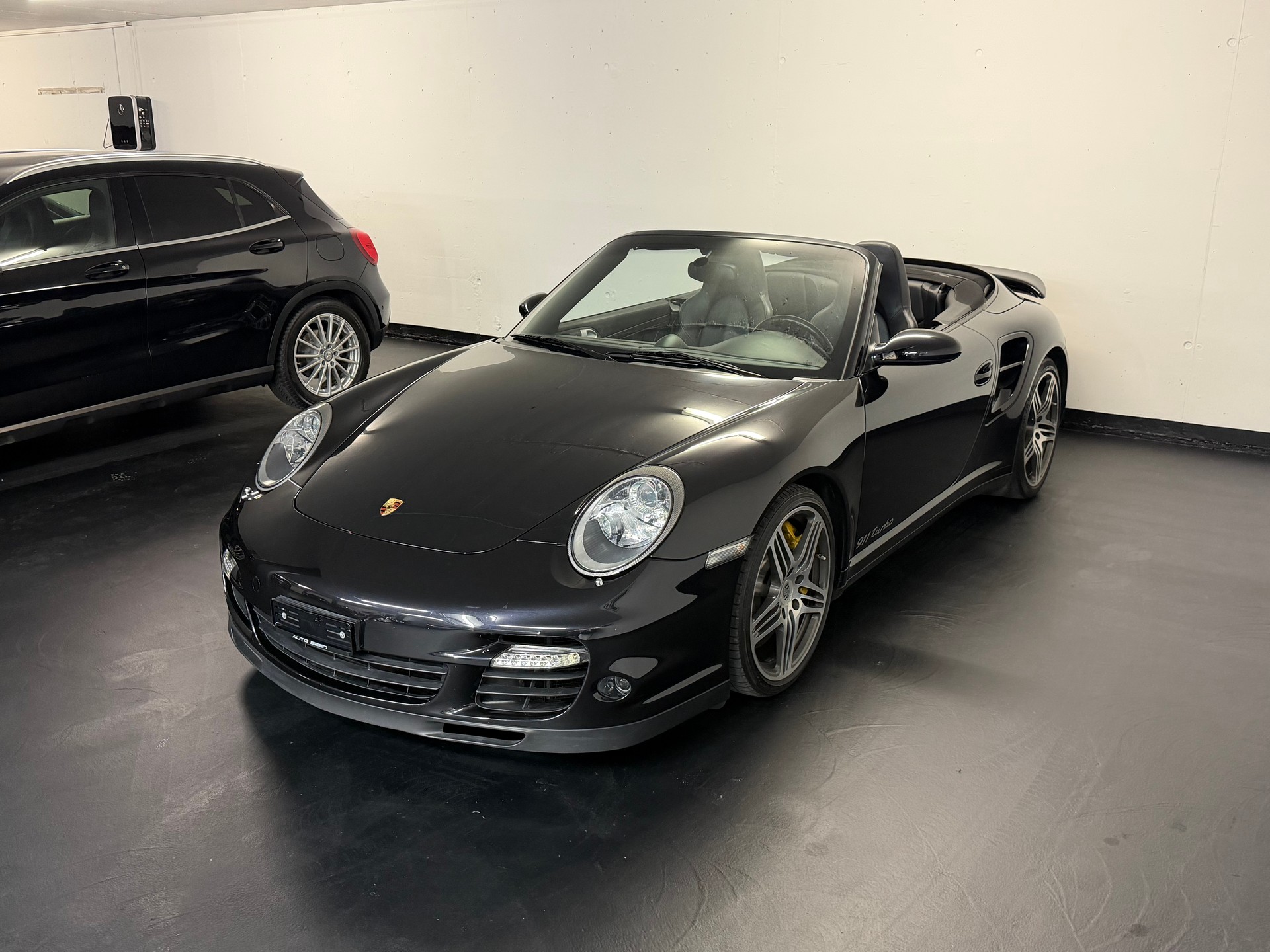 PORSCHE 911 Cabrio Turbo Tiptronic-showroom-element-3