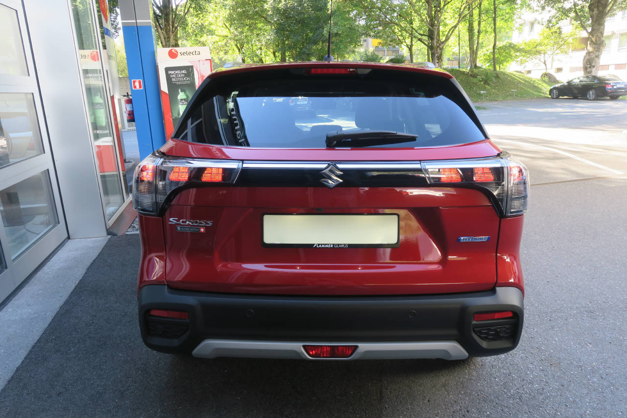 SUZUKI S-Cross 1.4 T Piz Sulai Hybrid 4x4-showroom-element-2