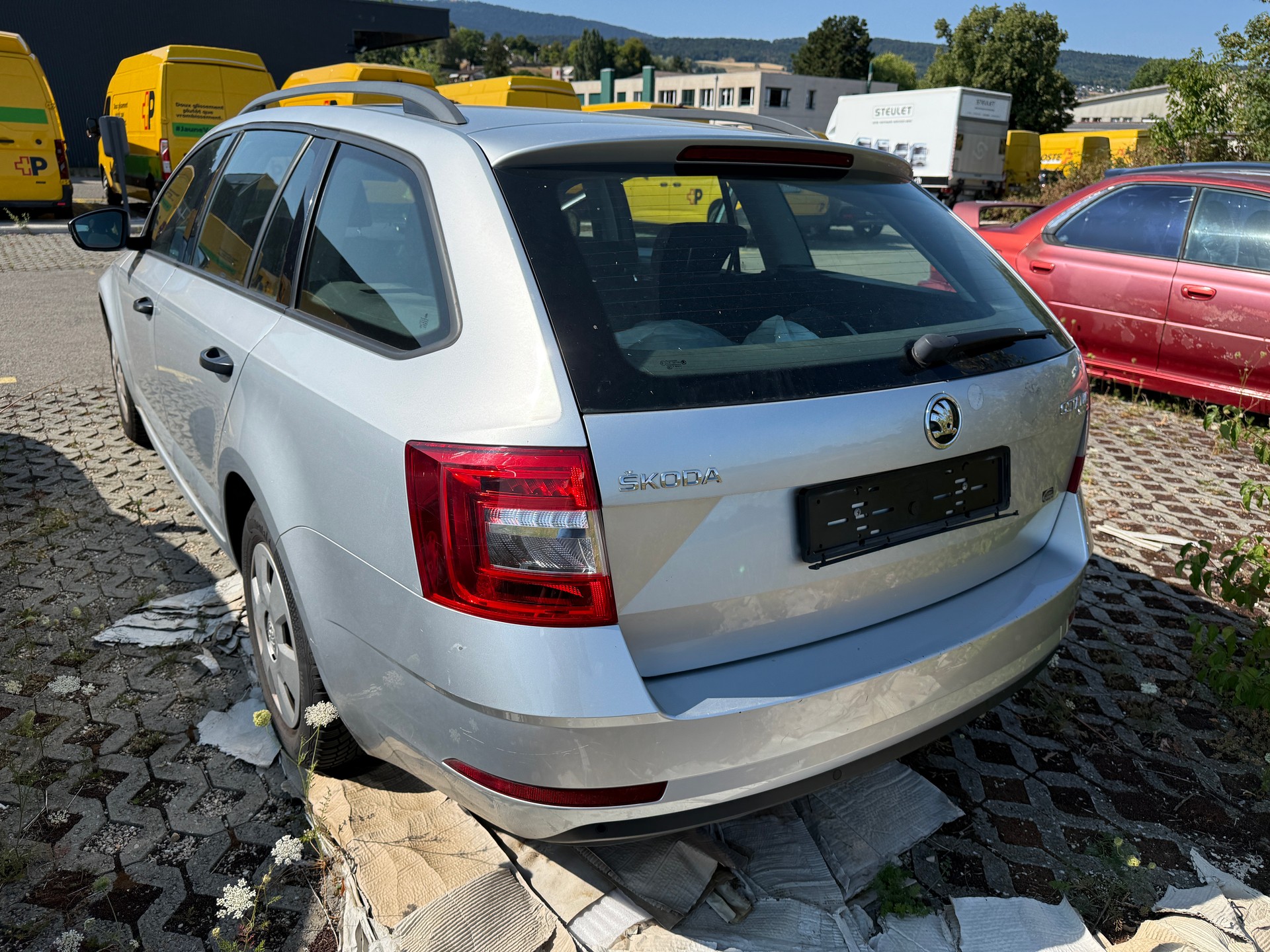SKODA Octavia Combi 1.0 TSI Ambition-image-6