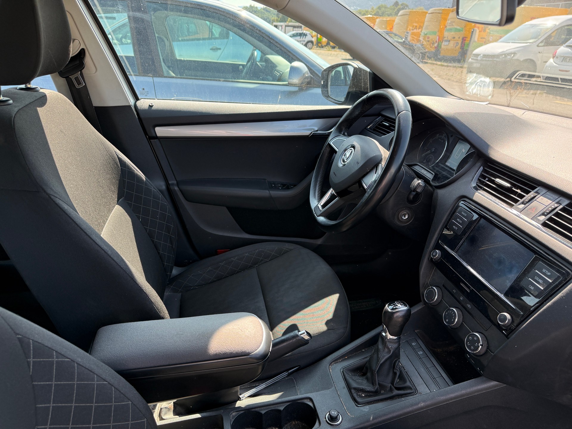 SKODA Octavia Combi 1.0 TSI Ambition-image-5