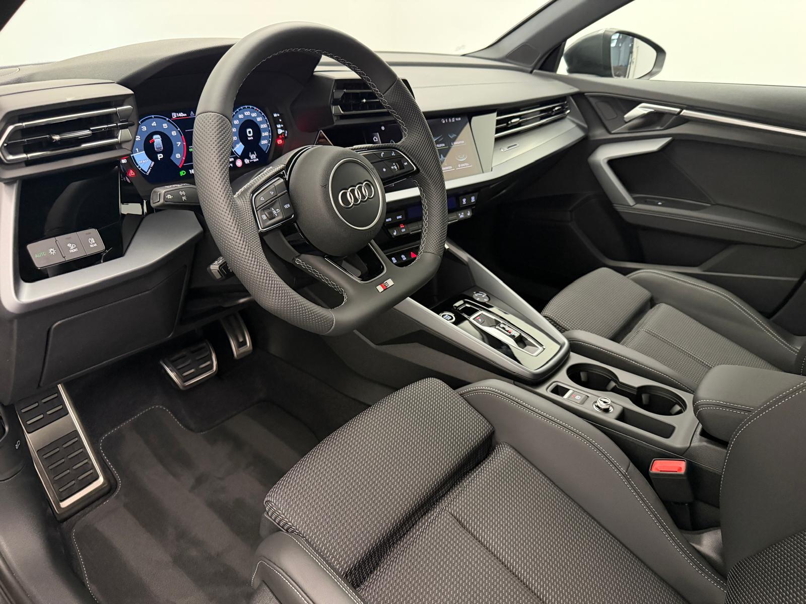 AUDI A3 Sportback 35 TFSI S Line S-Tronic-image-9