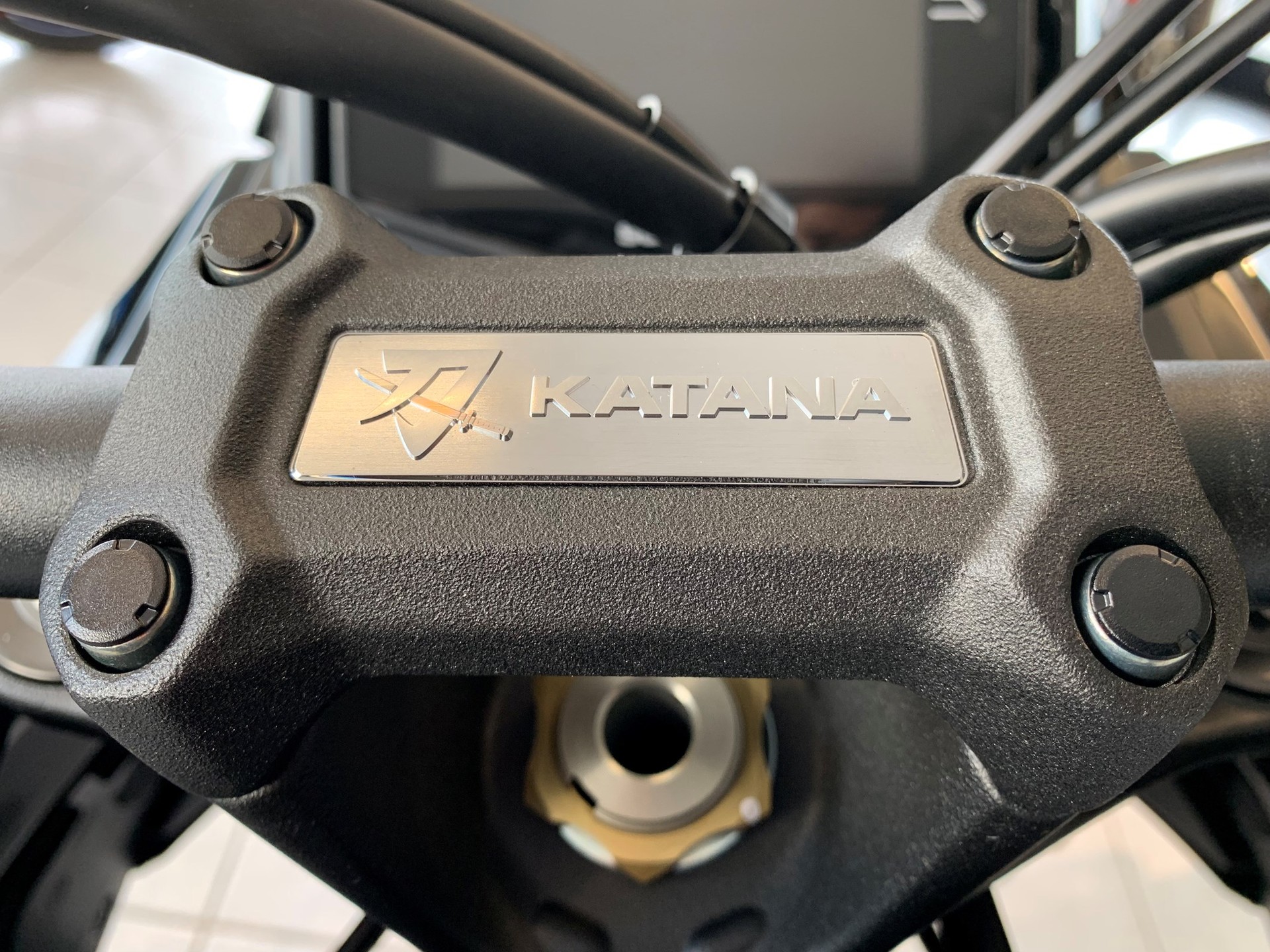 SUZUKI GSX-S 1000 KATANA-image-4