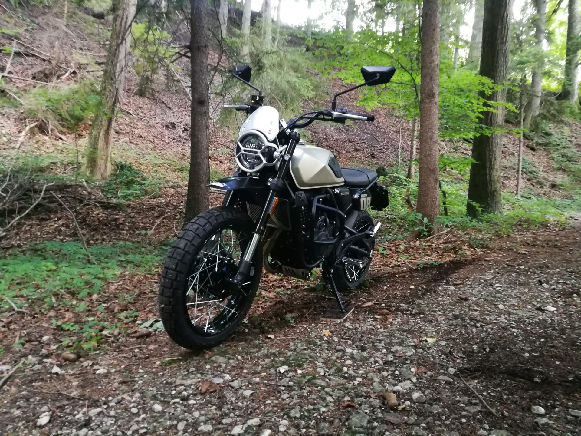 BRIXTON Crossfire 500 XC-image-1