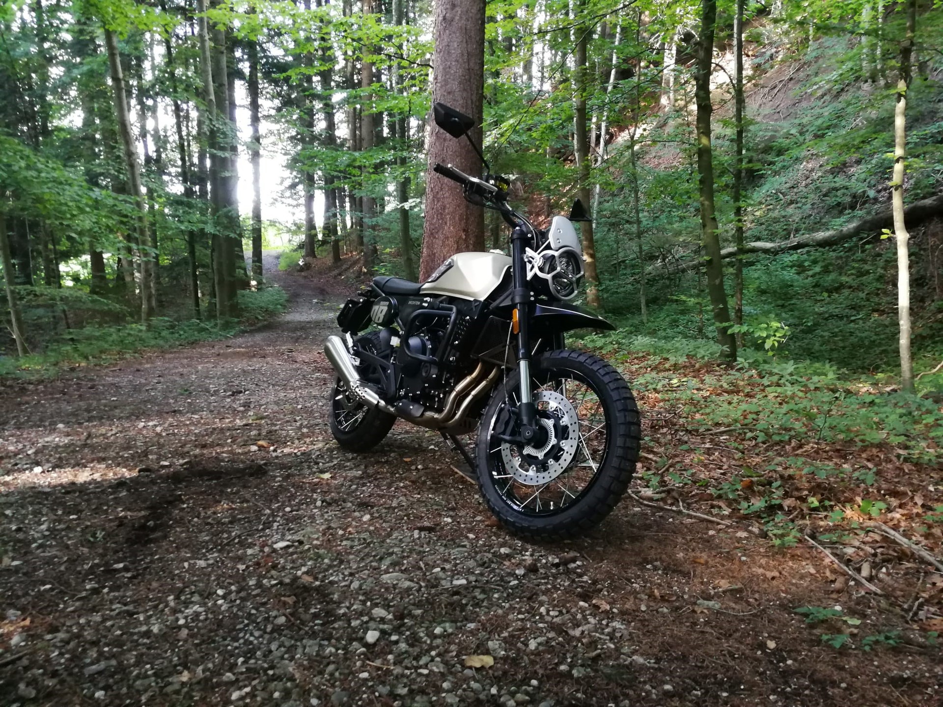 BRIXTON Crossfire 500 XC-image-11