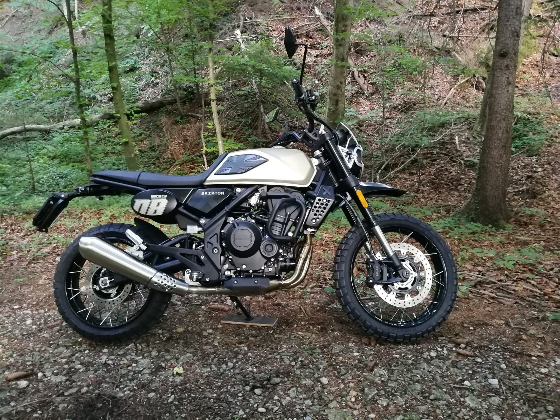 BRIXTON Crossfire 500 XC-image-10