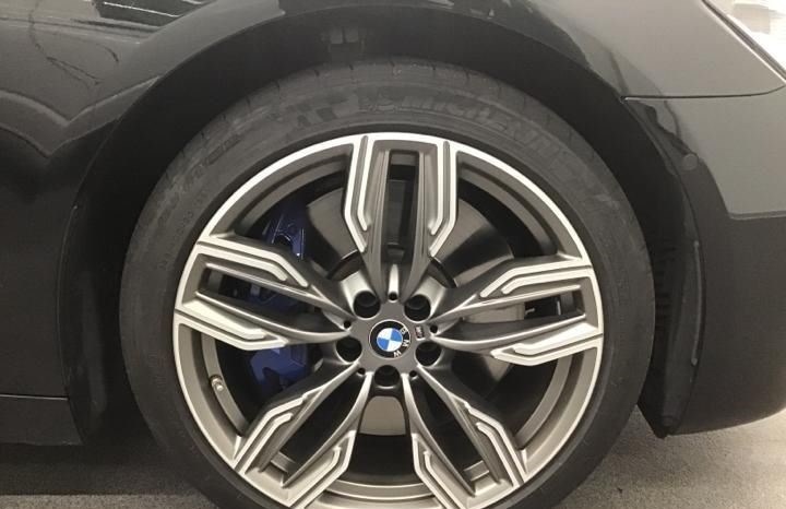 BMW M760Li xDrive Steptronic-image-3