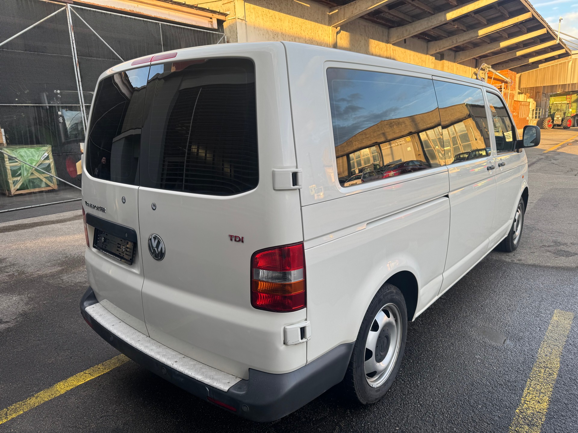 VW Vw T5 2.5 TDI Automat-image-7