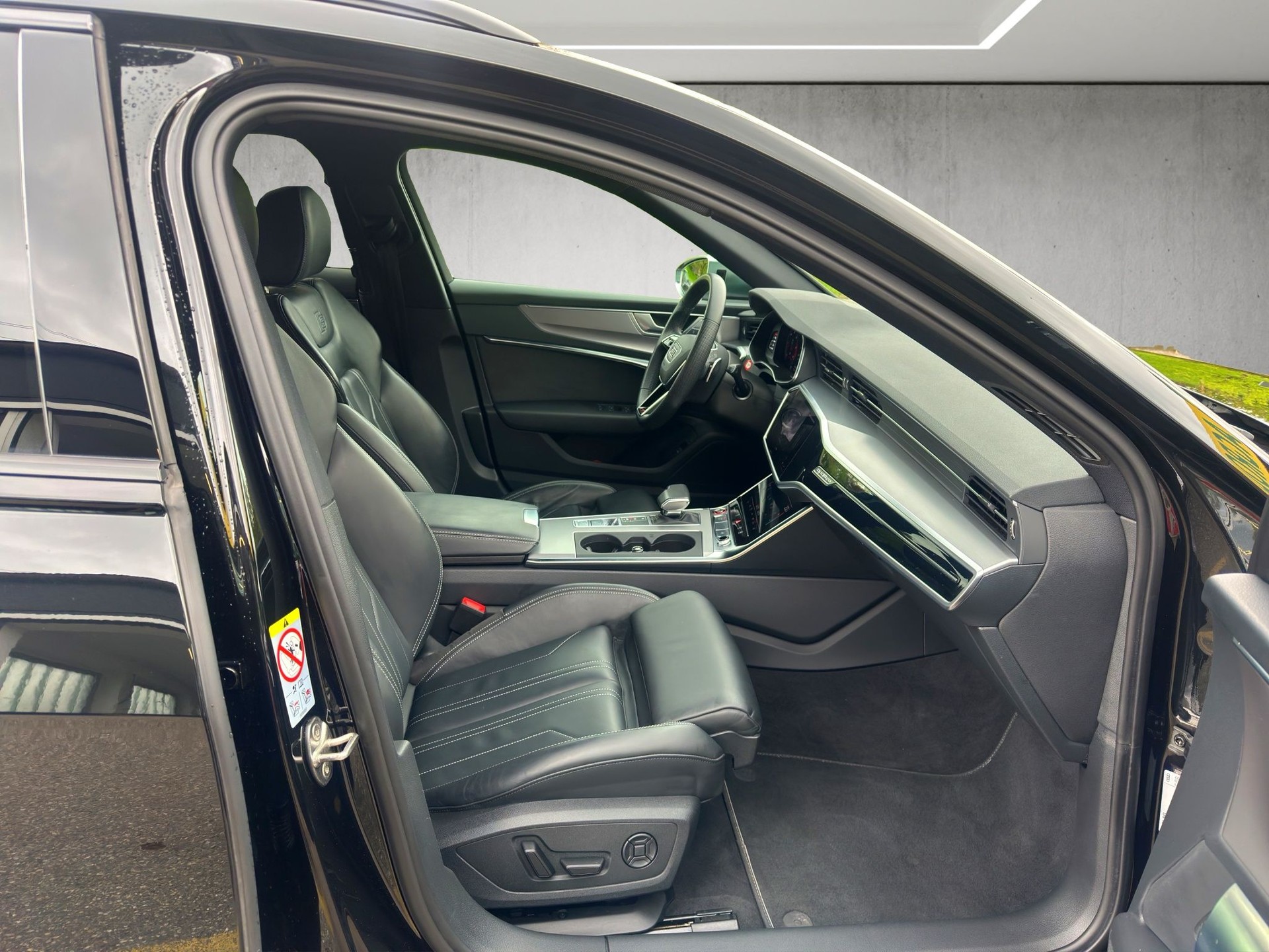 AUDI S6 Avant 3.0 TDI quattro tiptronic-image-10