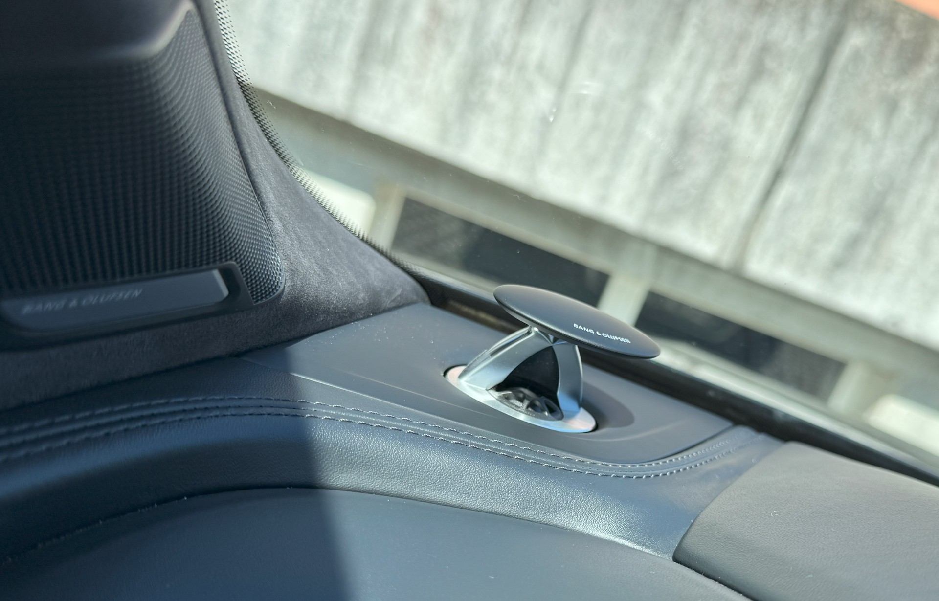 AUDI SQ7 4.0 TDI quattro tiptronic-image-11