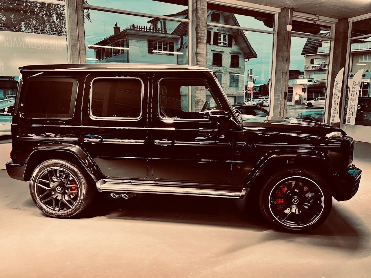 MERCEDES-BENZ G 63 AMG 4x4 Speedshift Plus G-Tronic-showroom-element-3
