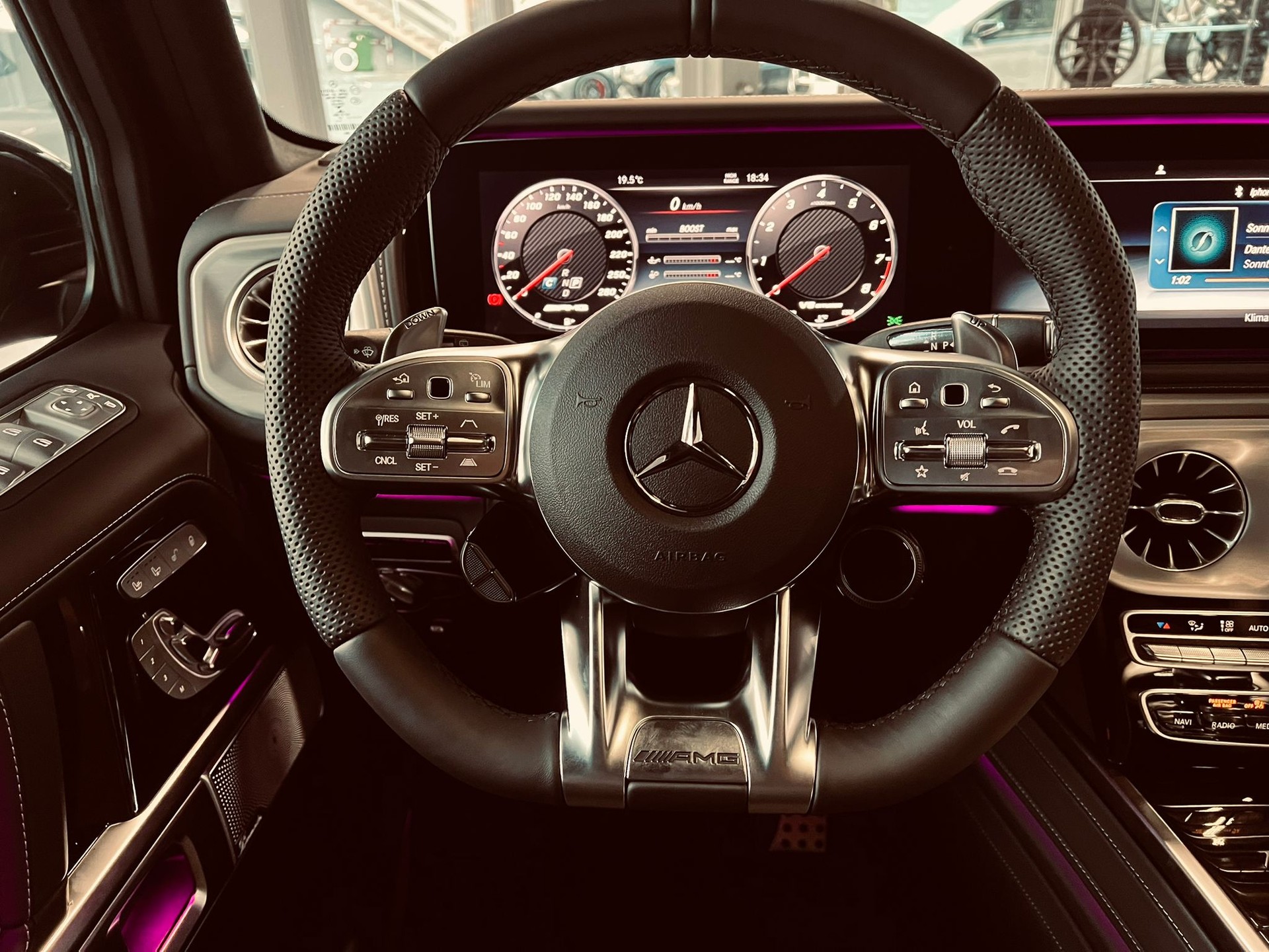 MERCEDES-BENZ G 63 AMG 4x4 Speedshift Plus G-Tronic-image-24