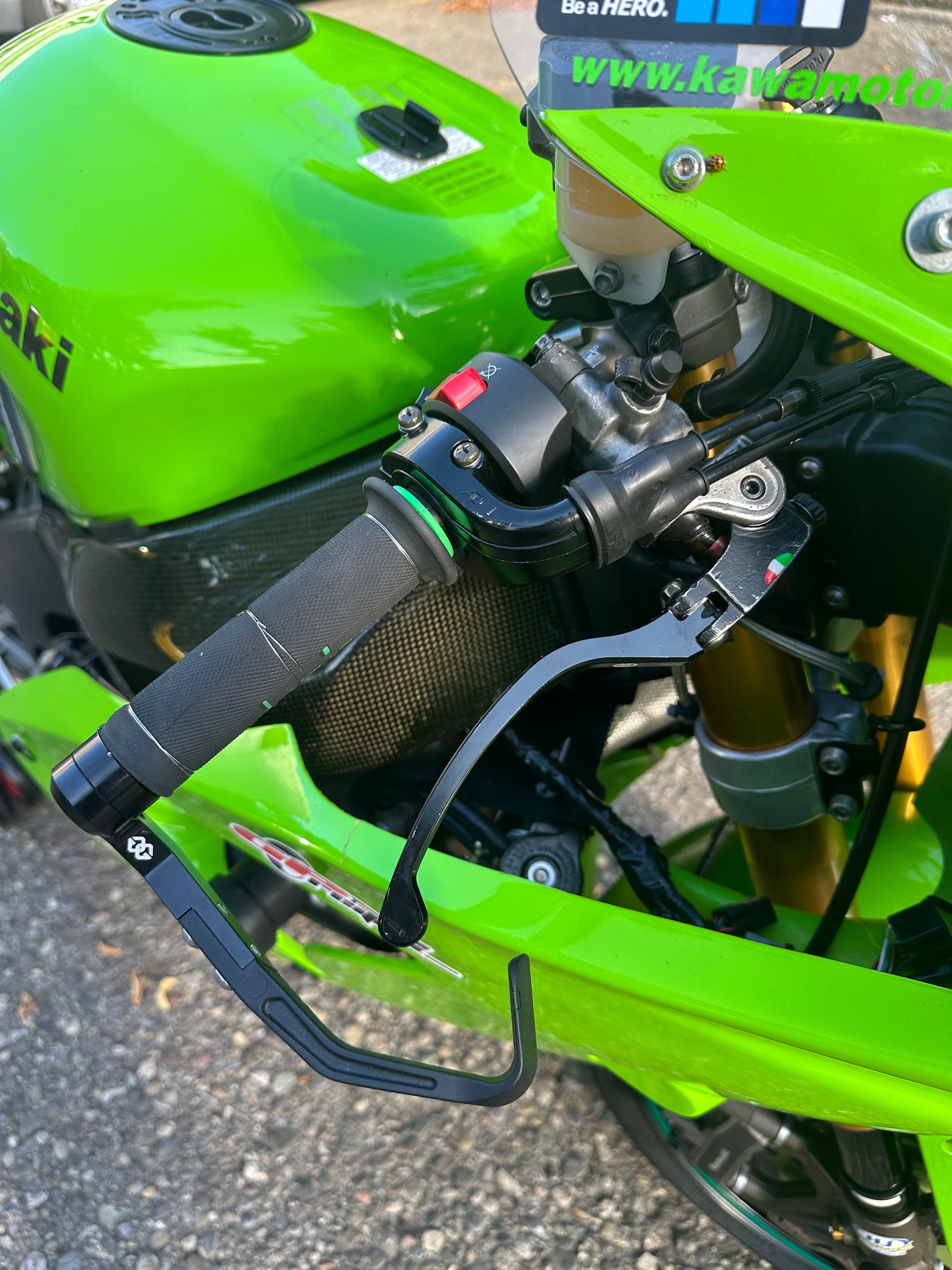 KAWASAKI Ninja ZX-6RR-image-7
