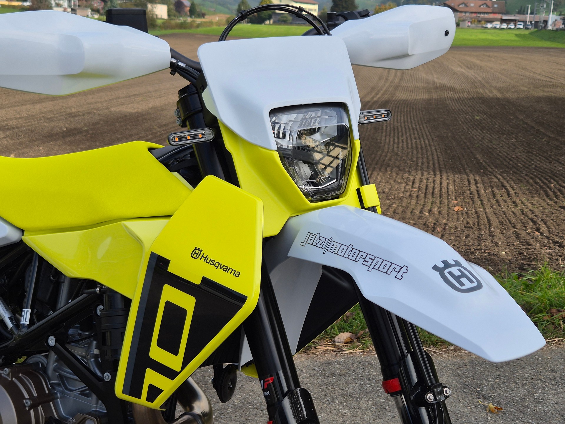 HUSQVARNA 701 Supermoto 35kW-image-2