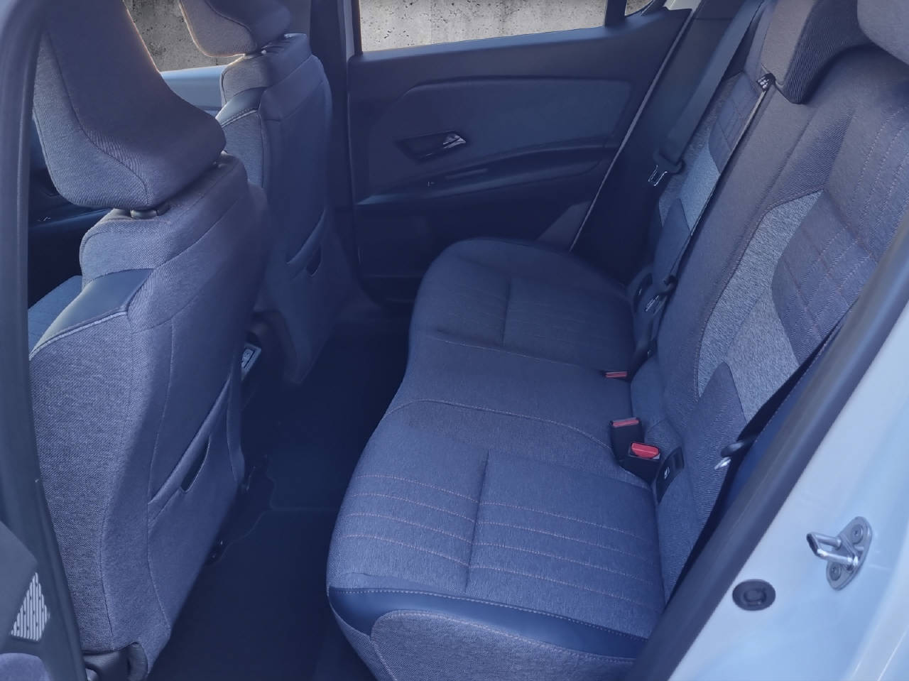 RENAULT R4 E-Tech Electric techno 150PS Comfort Range-image-7