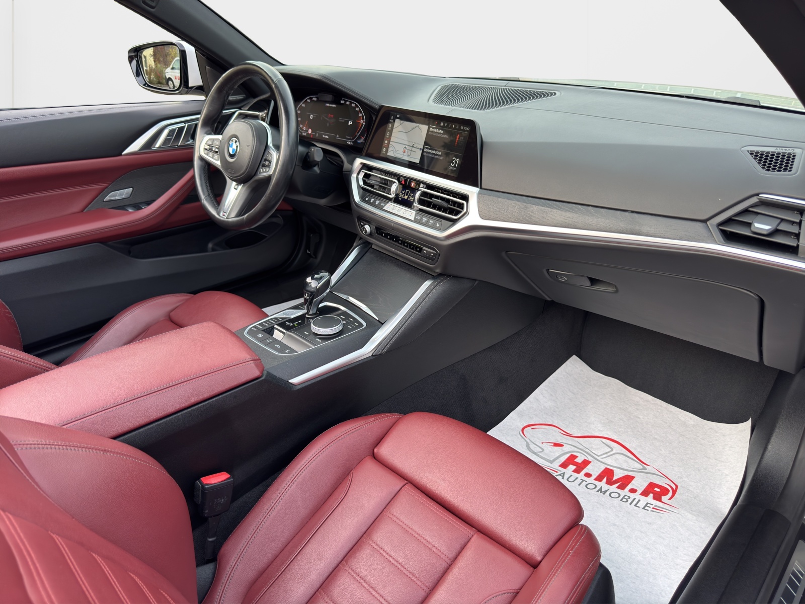BMW M440i xDrive 48V Cabriolet Steptronic-image-10