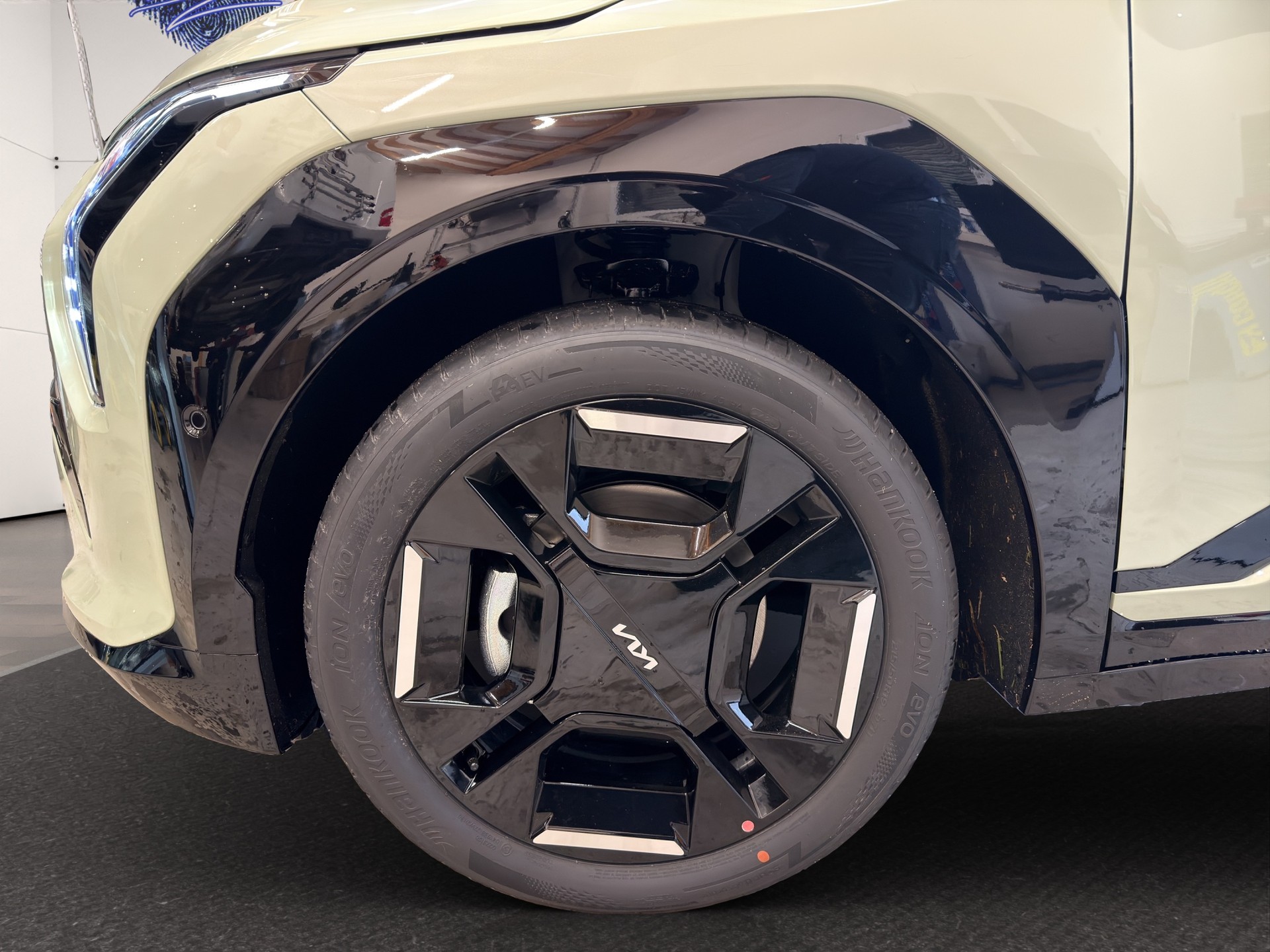 KIA EV3 81,4 kWh GT-Line-image-11