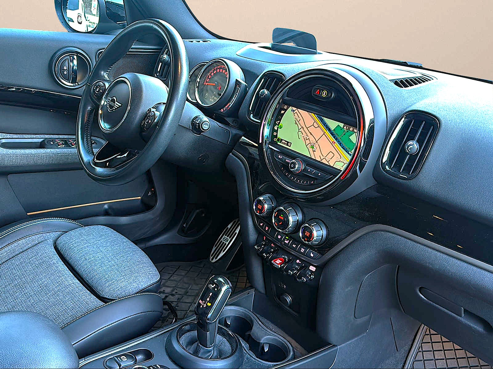 MINI Countryman Cooper S ALL4 Steptronic-image-12