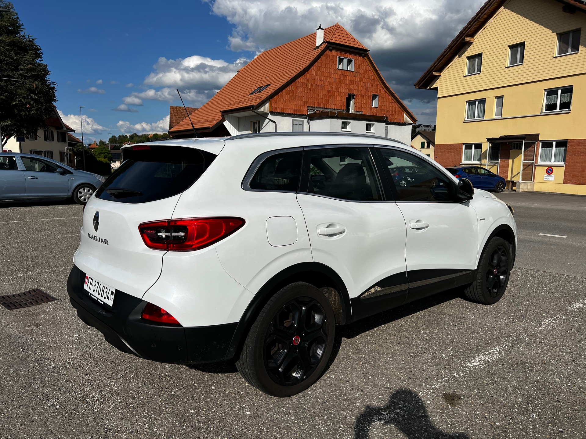 RENAULT Kadjar 1.2 16V Turbo Swiss Edition EDC-image-2